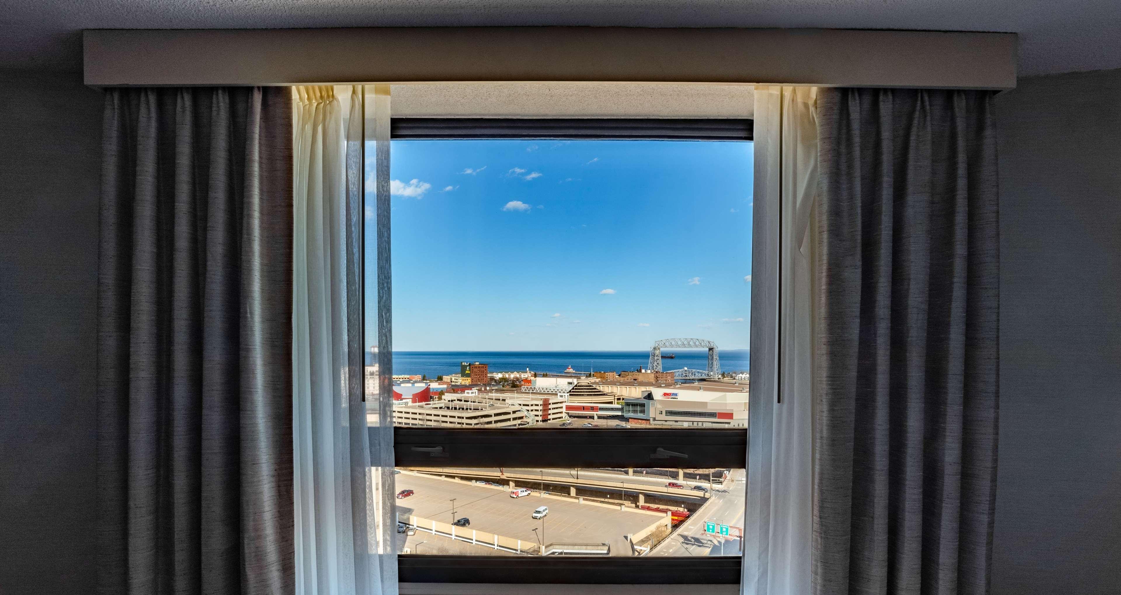 Radisson Hotel Duluth-Harborview エクステリア 写真