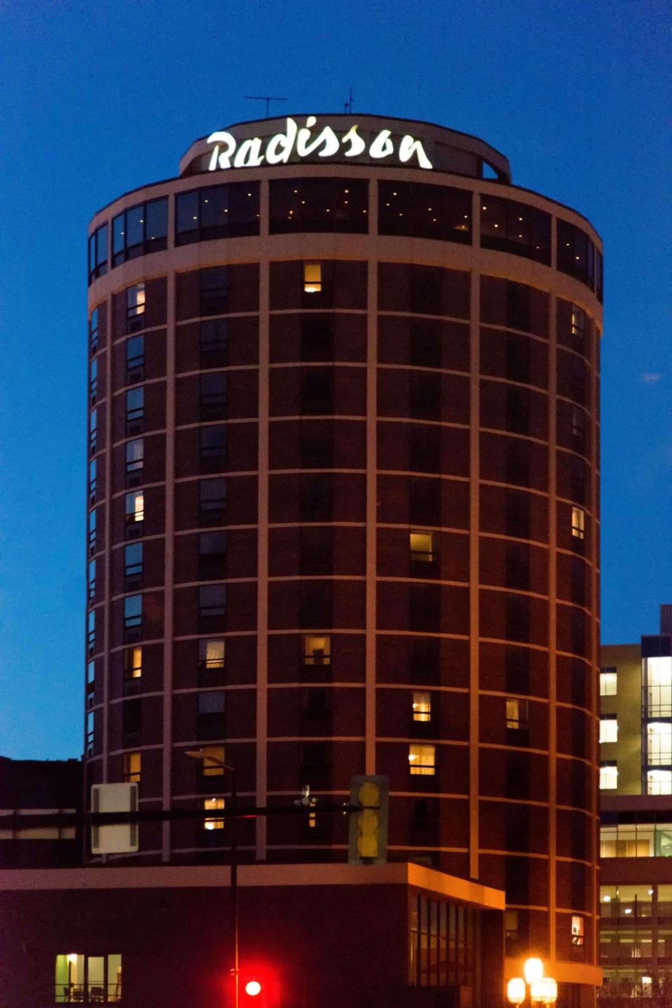 Radisson Hotel Duluth-Harborview エクステリア 写真