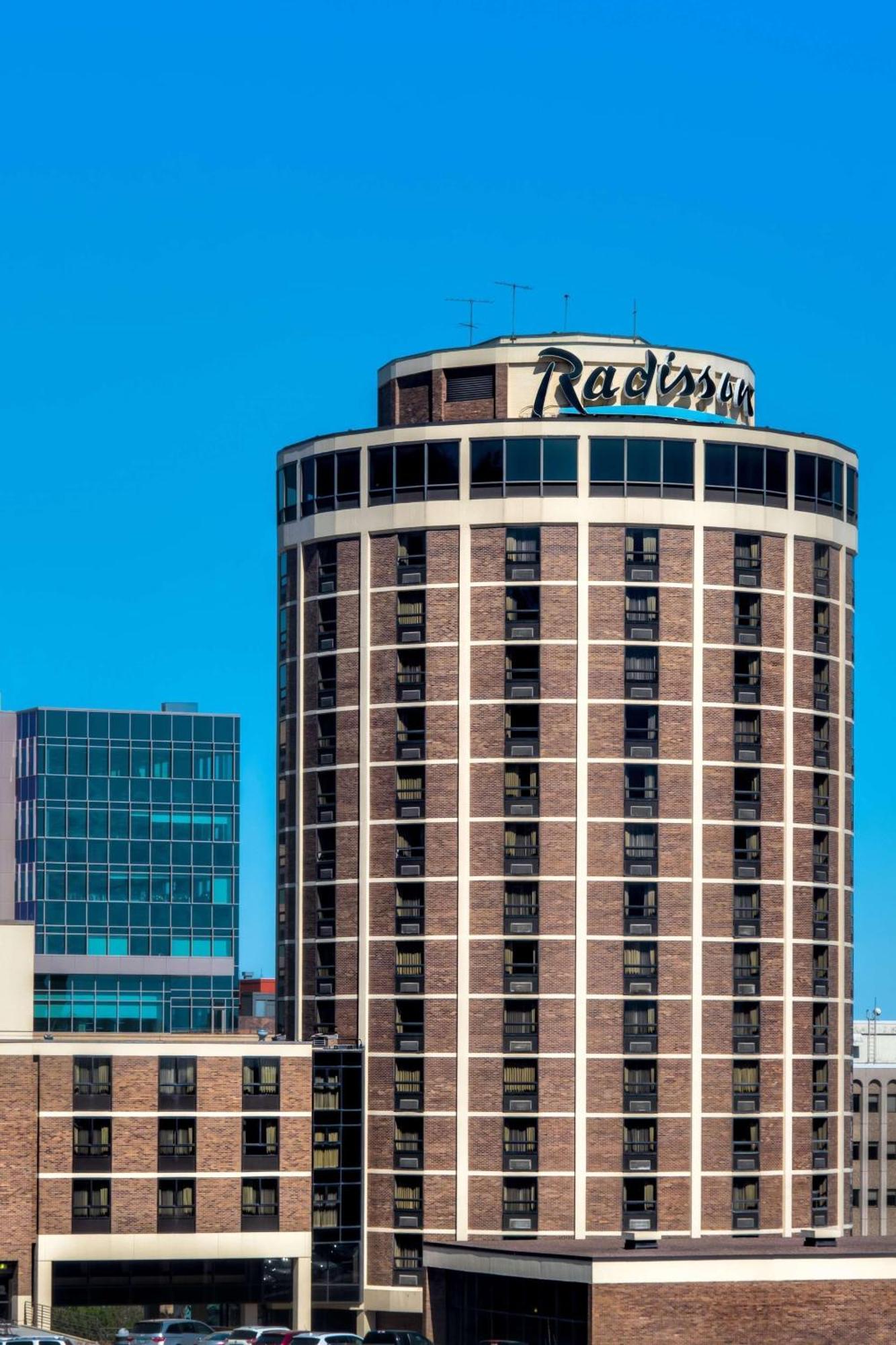 Radisson Hotel Duluth-Harborview エクステリア 写真