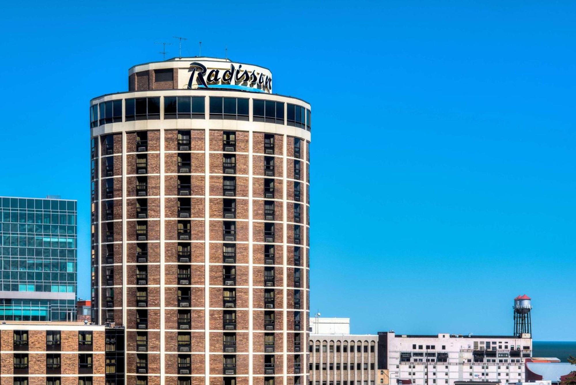 Radisson Hotel Duluth-Harborview エクステリア 写真