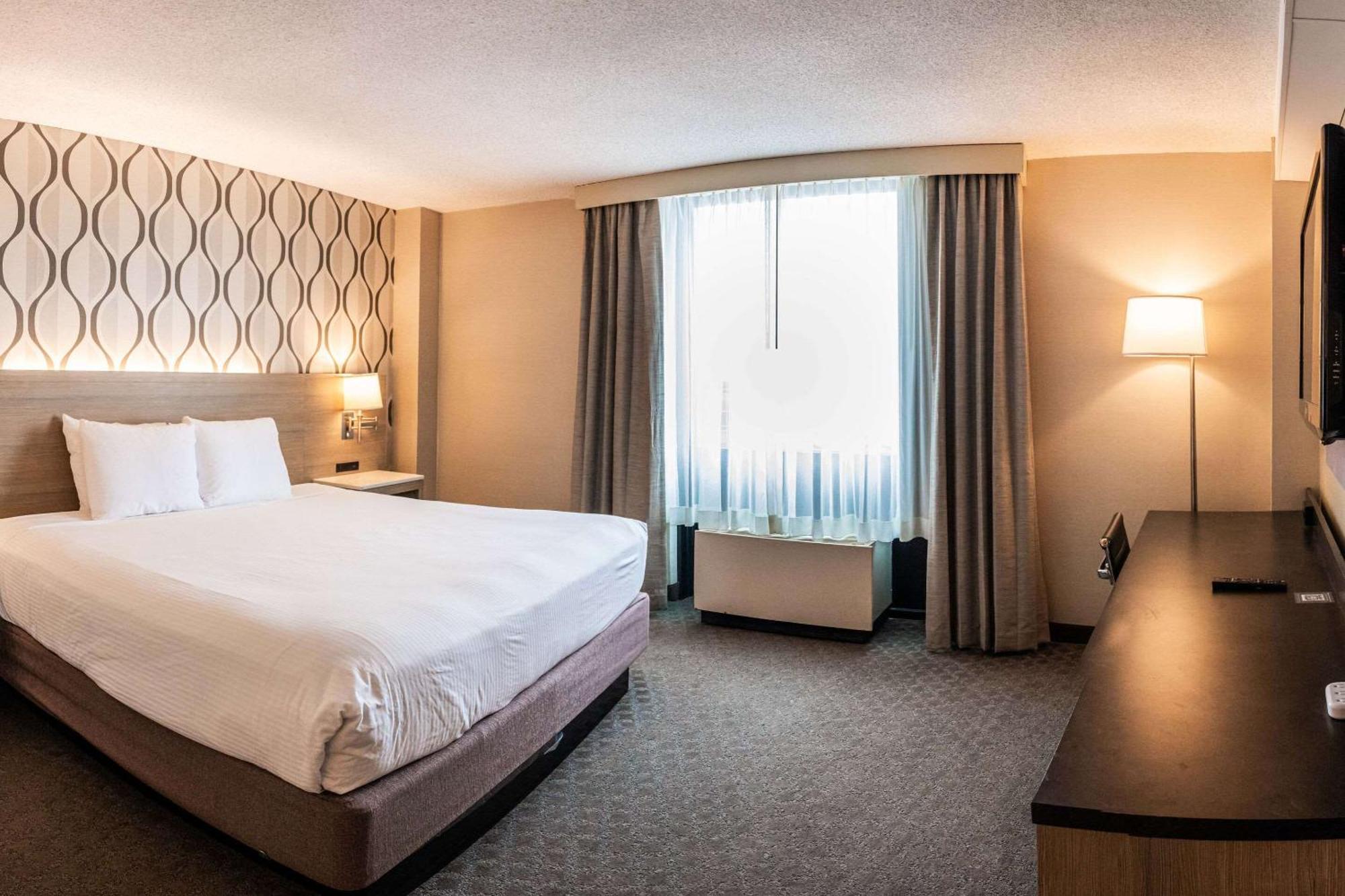 Radisson Hotel Duluth-Harborview エクステリア 写真