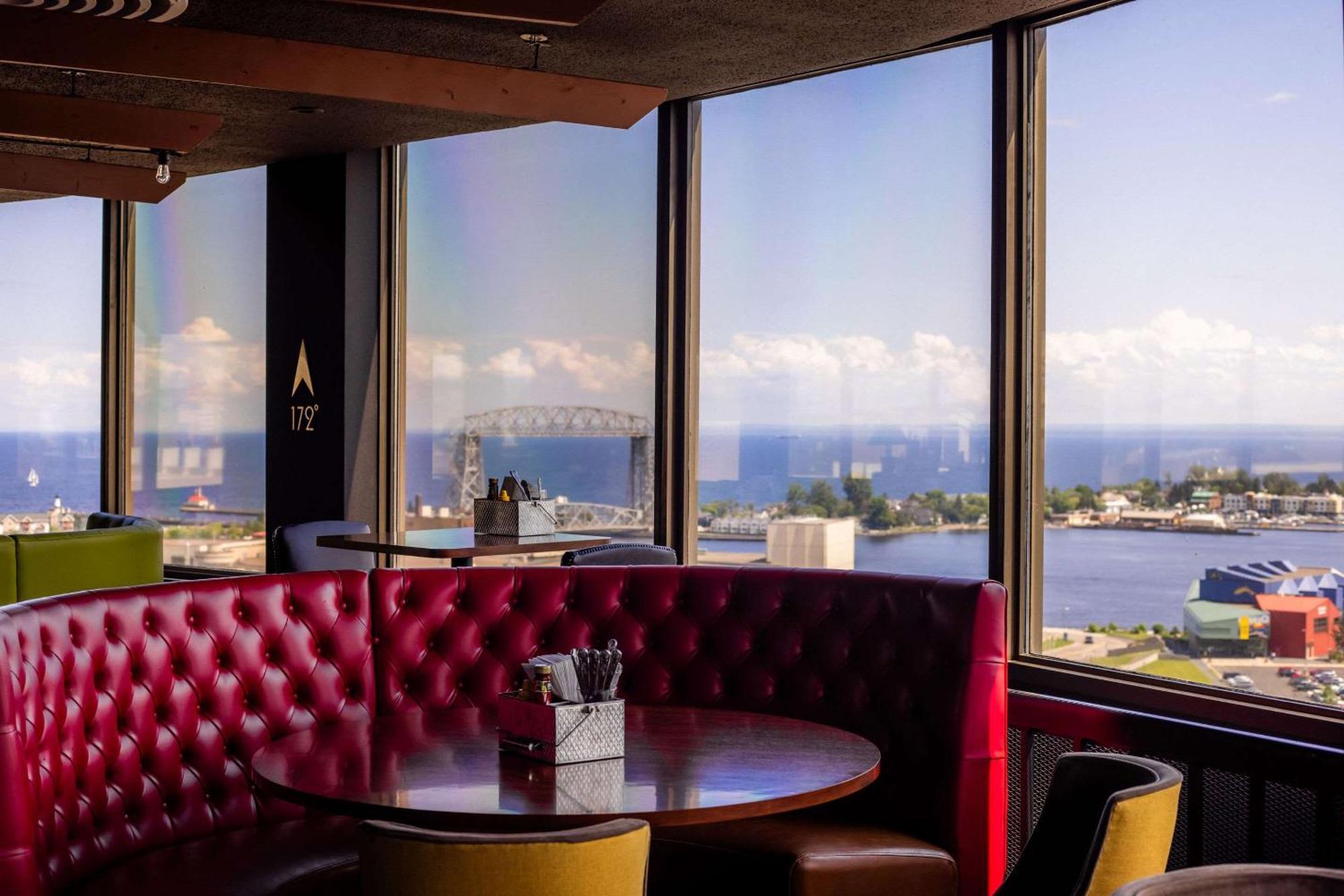 Radisson Hotel Duluth-Harborview エクステリア 写真