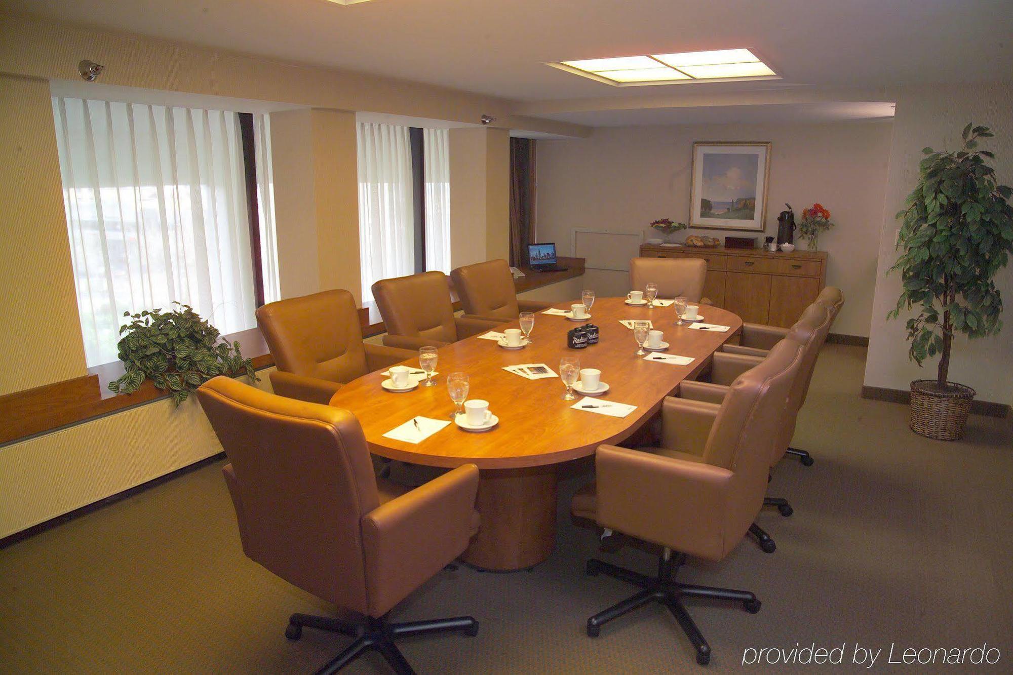 Radisson Hotel Duluth-Harborview 設備 写真
