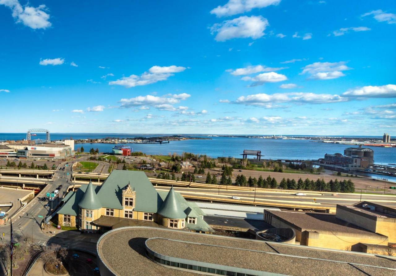 Radisson Hotel Duluth-Harborview エクステリア 写真