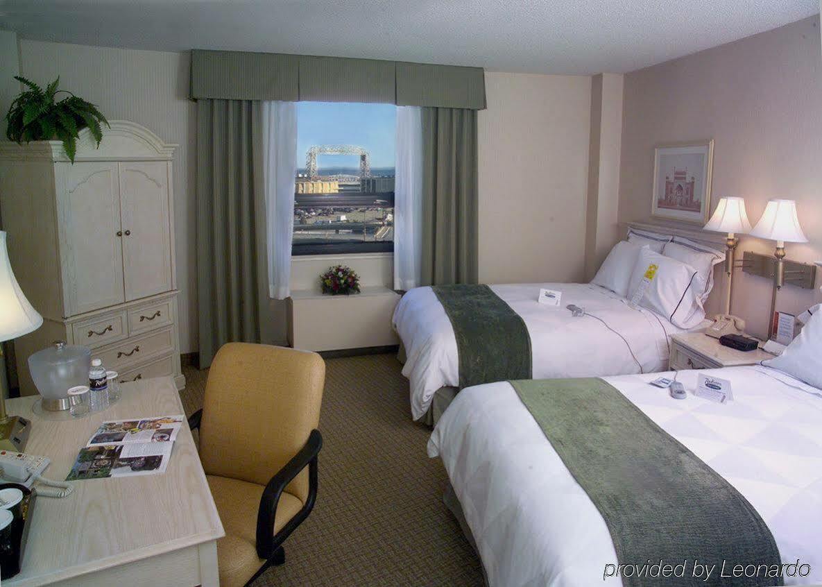 Radisson Hotel Duluth-Harborview エクステリア 写真